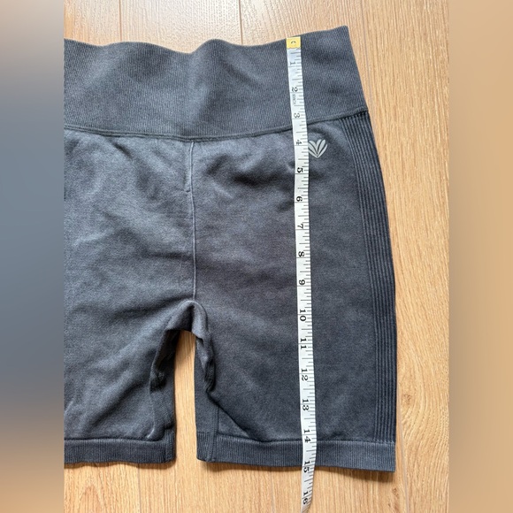 5/$25 - FOREVER 21 Biker Shorts - Dark Gray (like new) - Picture 4 of 5